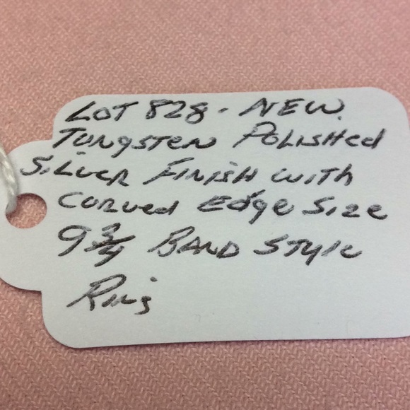 FINAL SALE PRICE Men’s Tungsten Curved Edge Band Ring - Picture 3 of 3